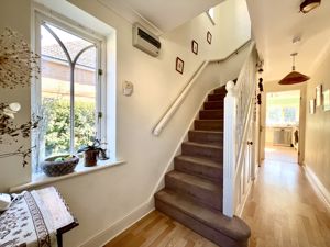 Entrance Hallway- click for photo gallery
